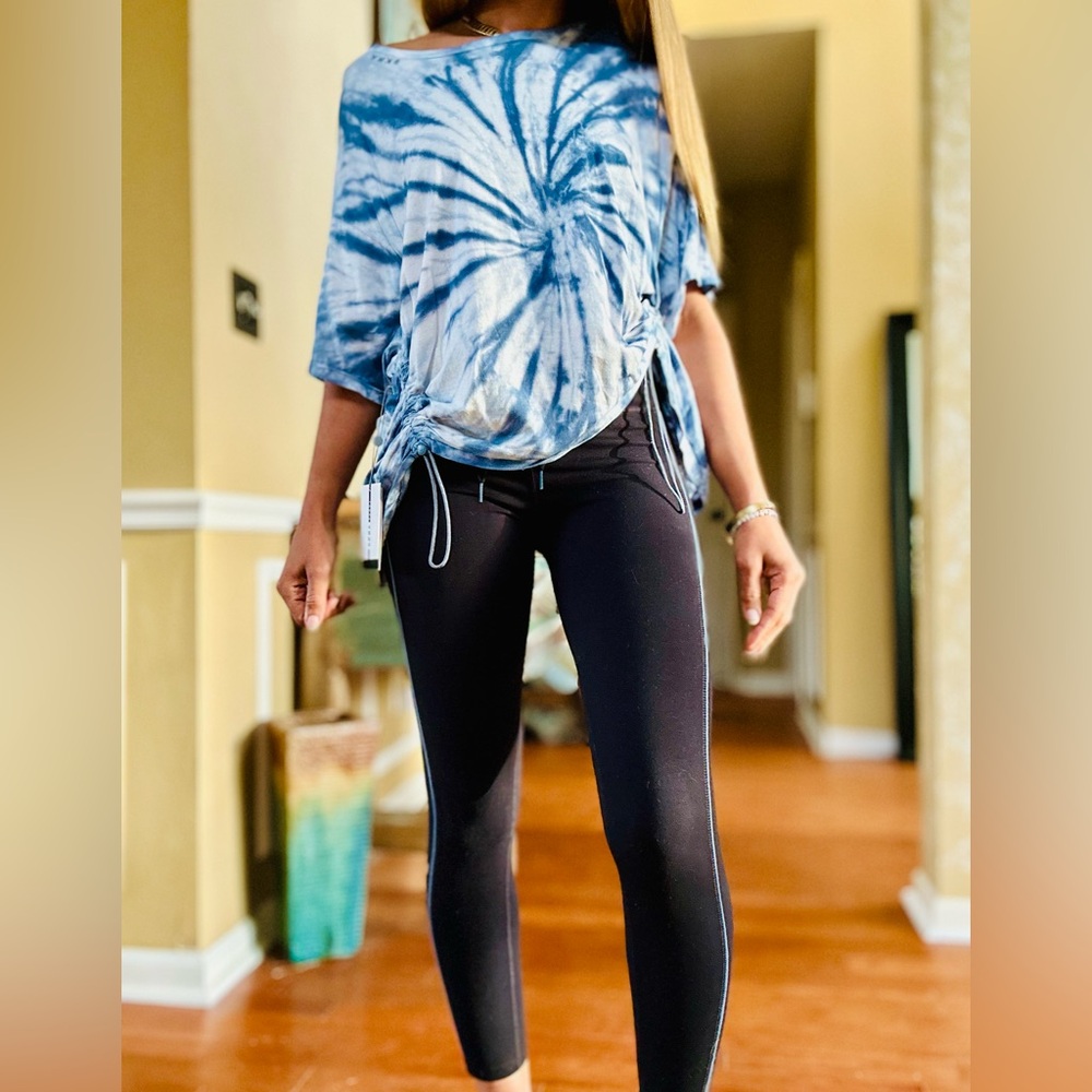 DKNY Blue & Black High Waist Piping Detail Leggings & Tie Dye Denim Blue Top